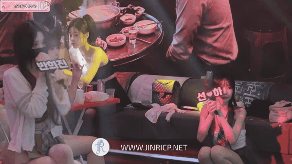 PandaClass S8E9 熊猫班 第8季 第9期 熊猫班小酒馆 多国字幕